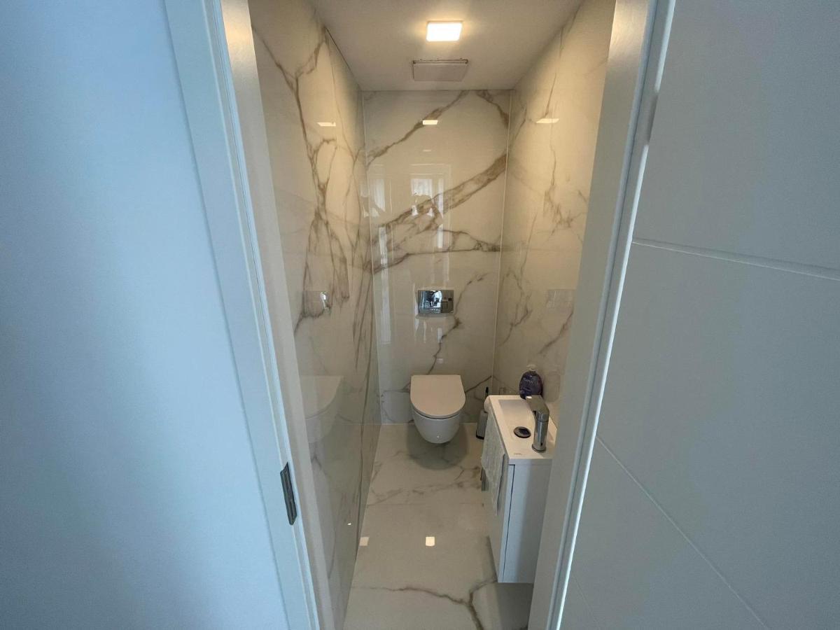 Luxury In Balatonalmadi, Almadi Lux Iii - Pure Gold Apartament *
